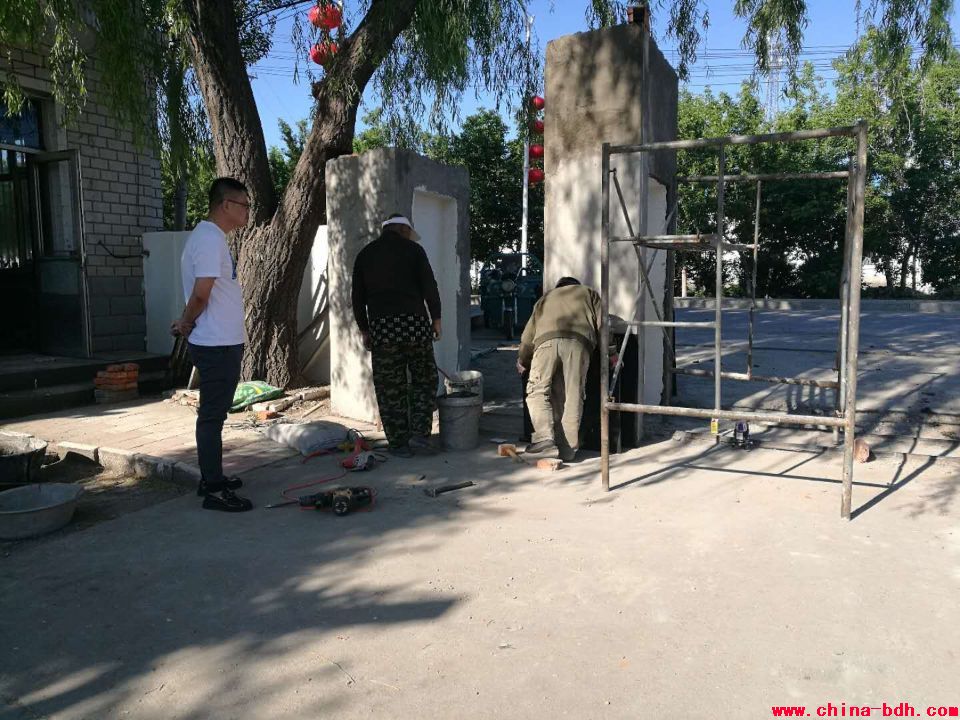 點擊瀏覽下一頁